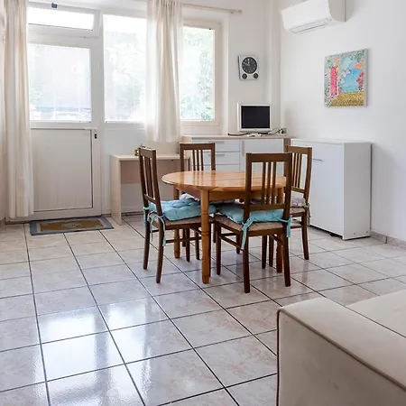Apartamento S246 - Sirolo, Monolocale A 50 Mt Dal Corso E Dal Sentiero Che Porta Alle Spiagge *